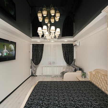 De Luxe Apartments Centr Illinskaya Sumy Ngoại thất bức ảnh