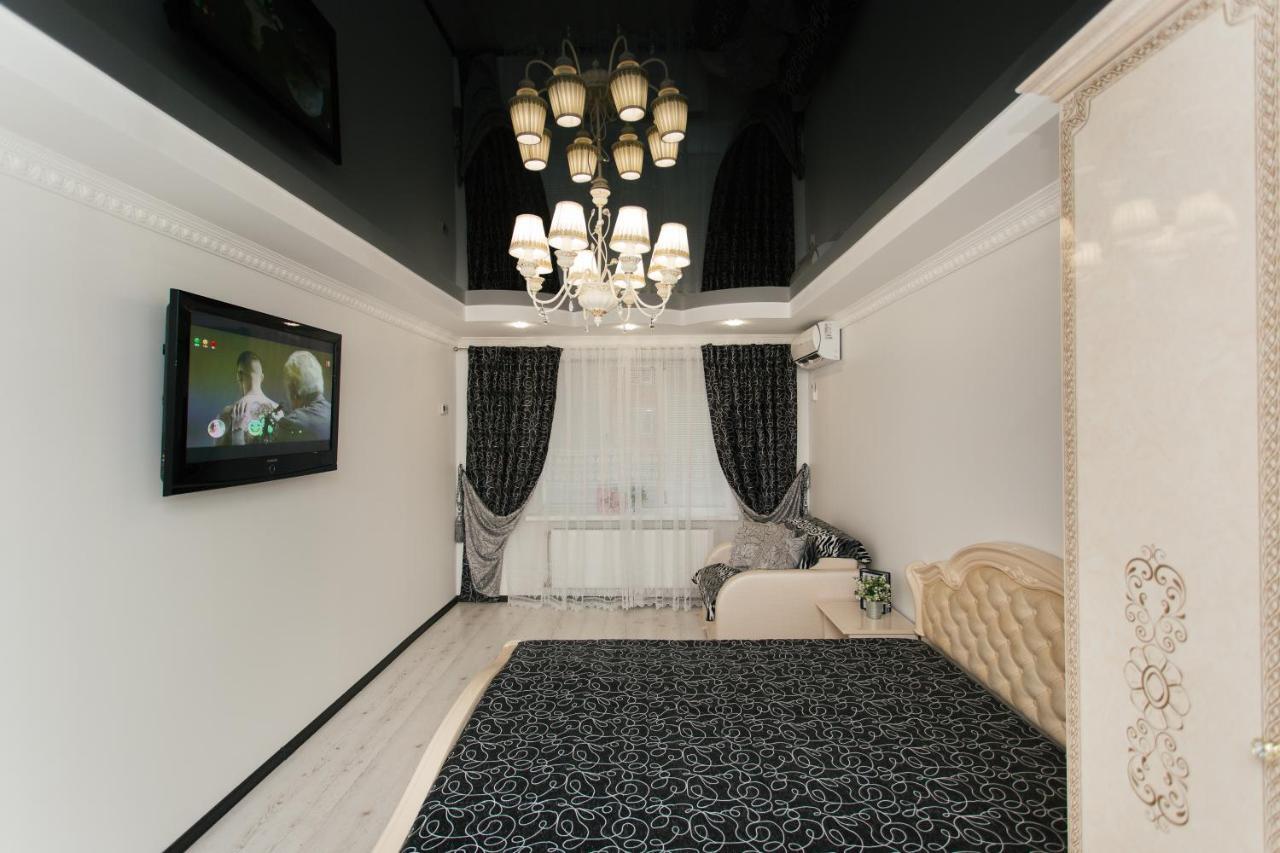De Luxe Apartments Centr Illinskaya Sumy Ngoại thất bức ảnh
