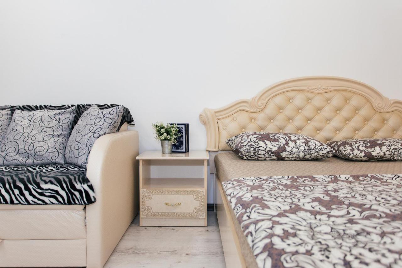 De Luxe Apartments Centr Illinskaya Sumy Ngoại thất bức ảnh