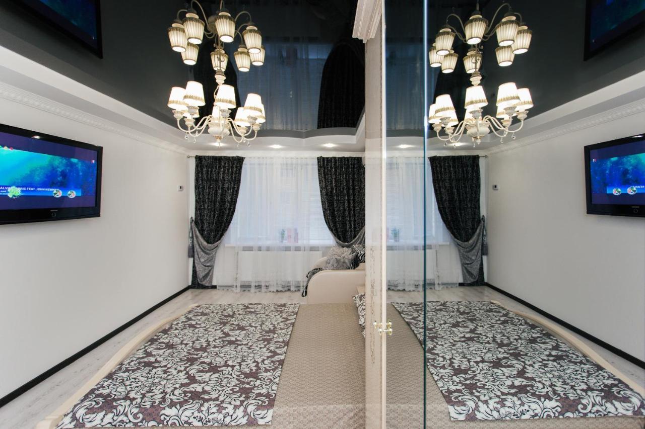 De Luxe Apartments Centr Illinskaya Sumy Ngoại thất bức ảnh