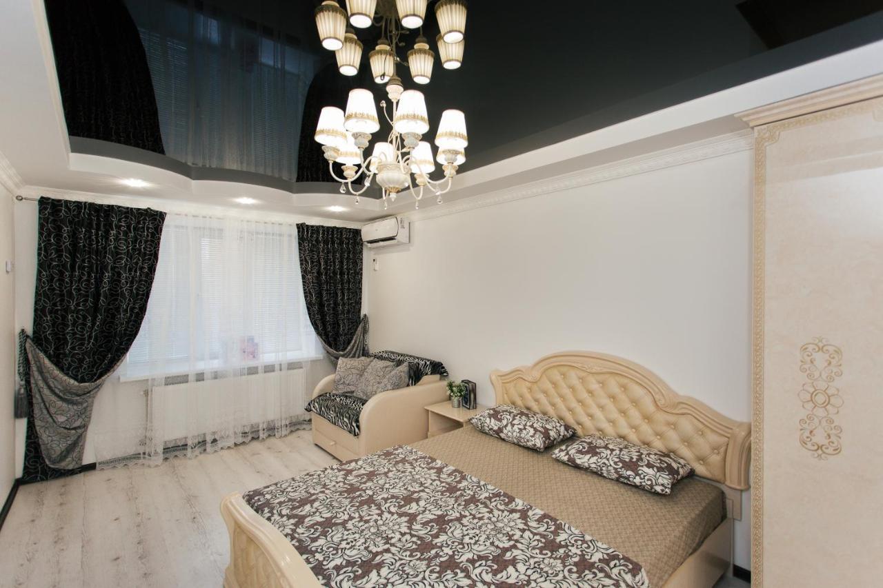 De Luxe Apartments Centr Illinskaya Sumy Ngoại thất bức ảnh