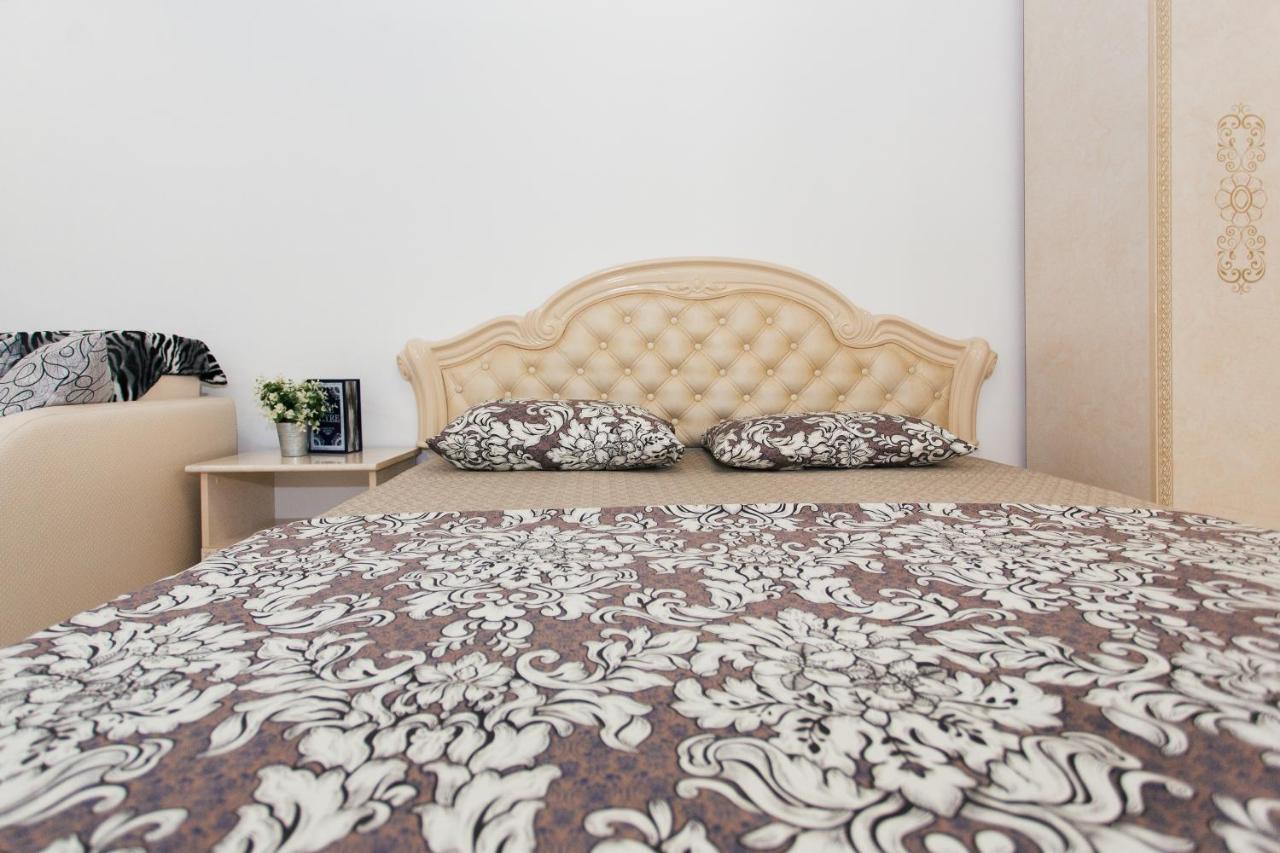 De Luxe Apartments Centr Illinskaya Sumy Ngoại thất bức ảnh