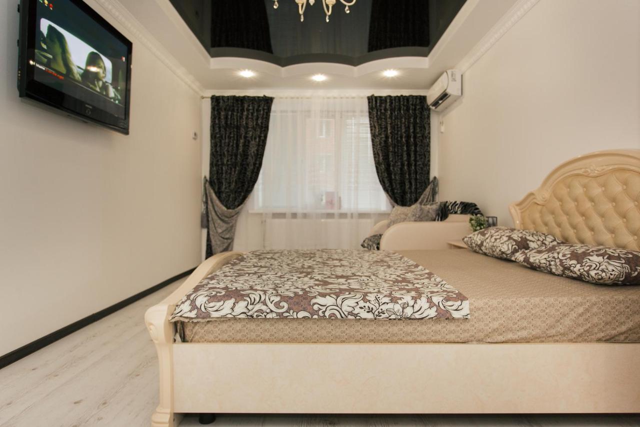 De Luxe Apartments Centr Illinskaya Sumy Ngoại thất bức ảnh