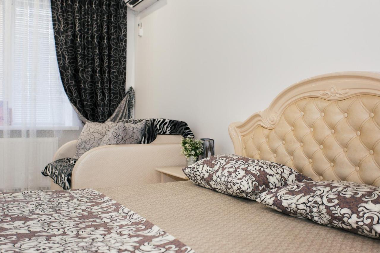 De Luxe Apartments Centr Illinskaya Sumy Ngoại thất bức ảnh