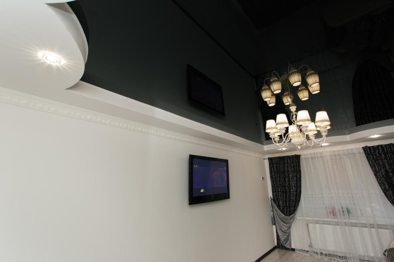 De Luxe Apartments Centr Illinskaya Sumy Ngoại thất bức ảnh