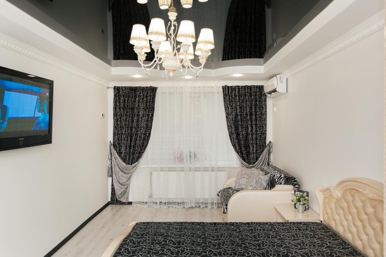 De Luxe Apartments Centr Illinskaya Sumy Ngoại thất bức ảnh