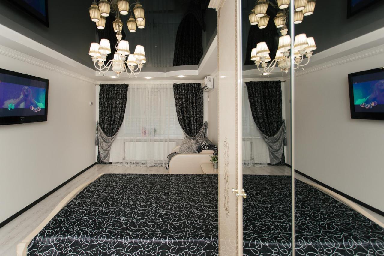 De Luxe Apartments Centr Illinskaya Sumy Ngoại thất bức ảnh